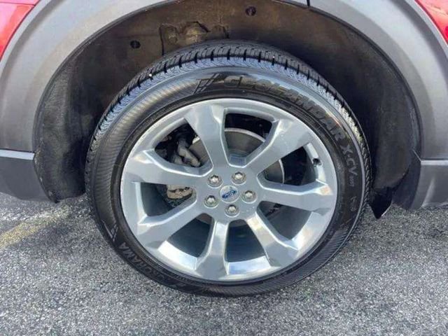Used 2020 Ford Explorer Platinum image 16