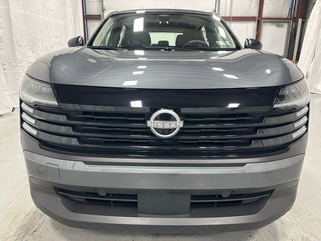 Used 2025 Nissan Kicks S AWD/4WD image 2