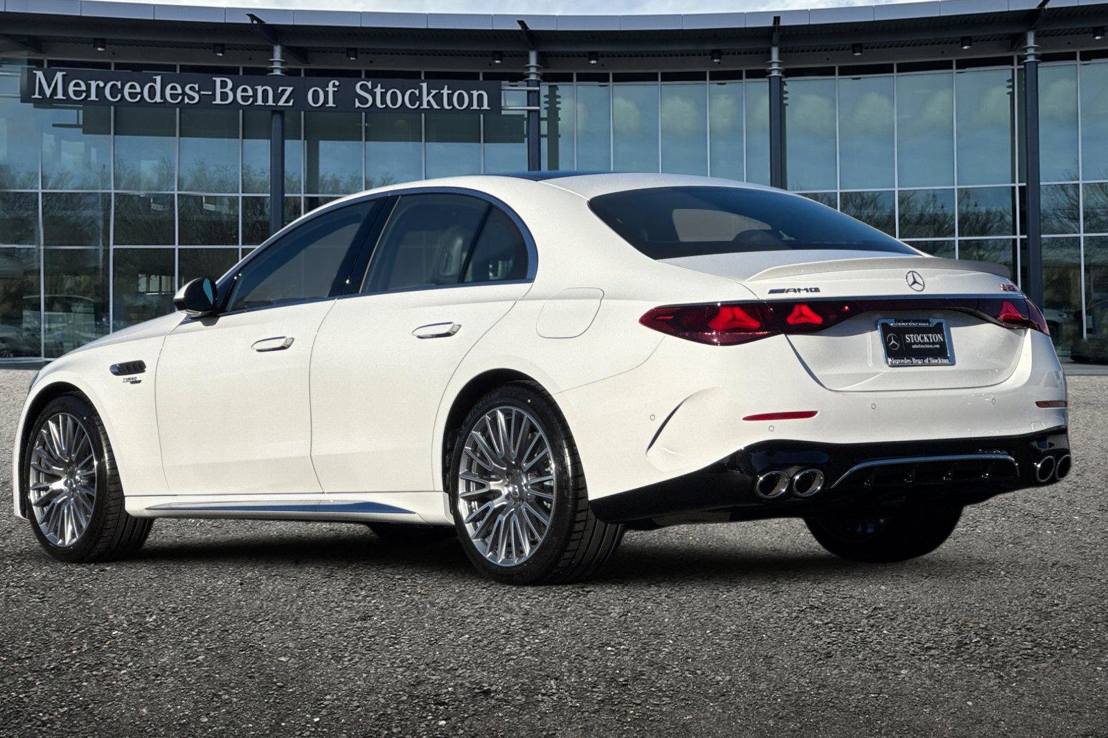 New 2026 Mercedes-Benz E 53 AMG e 4MATIC Sedan image 6