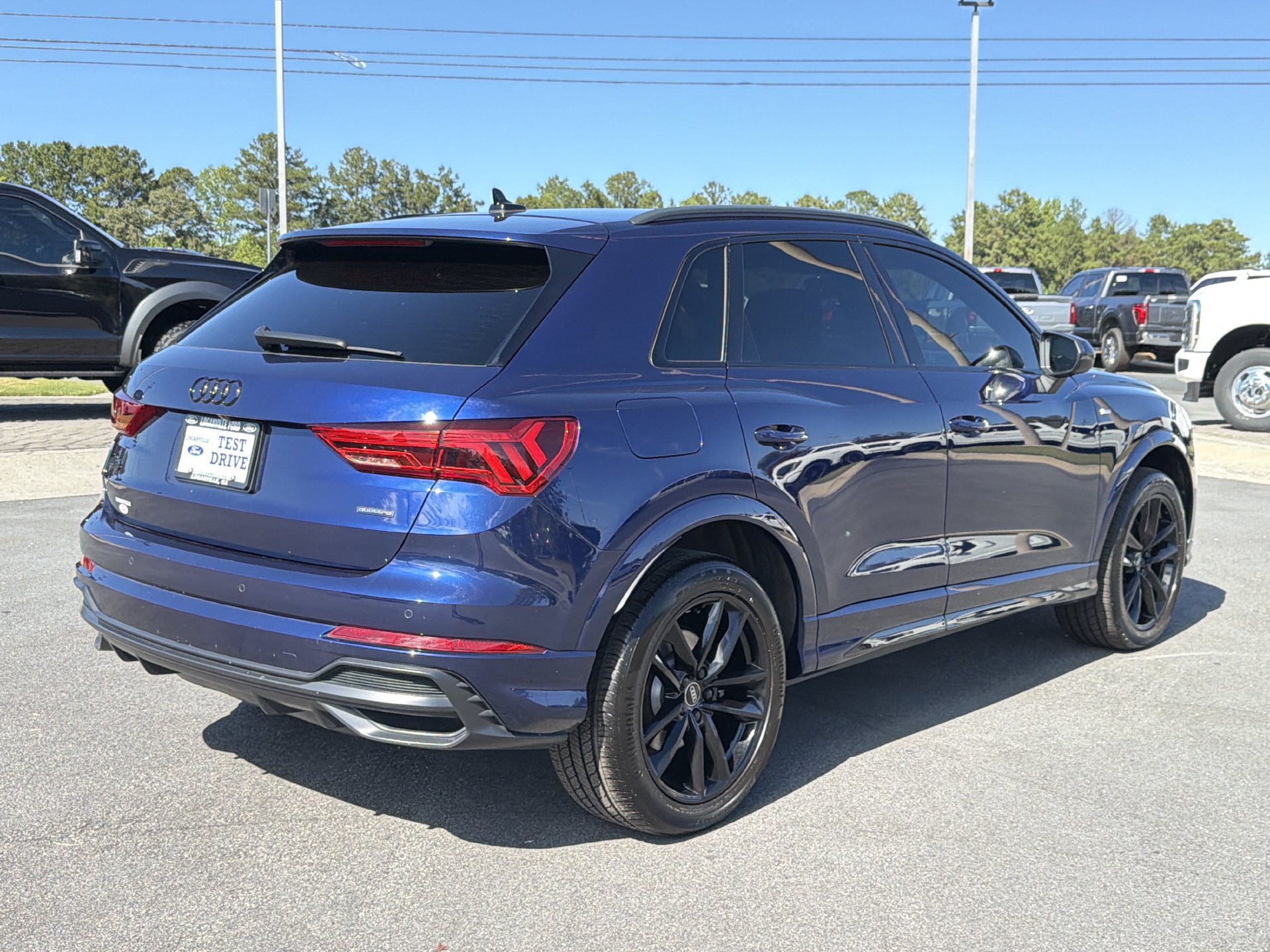 Used 2022 Audi Q3 2.0T Premium Plus AWD/4WD image 30