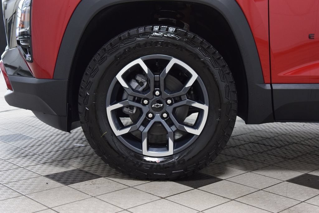 New 2027 Chevrolet Equinox ACTIV w/ Safety and Technology Package FWD image 29