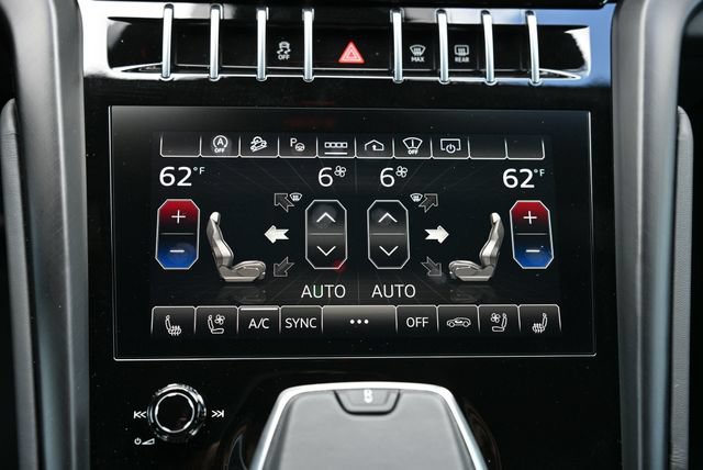 Used 2023 Lamborghini Urus S AWD/4WD image 56