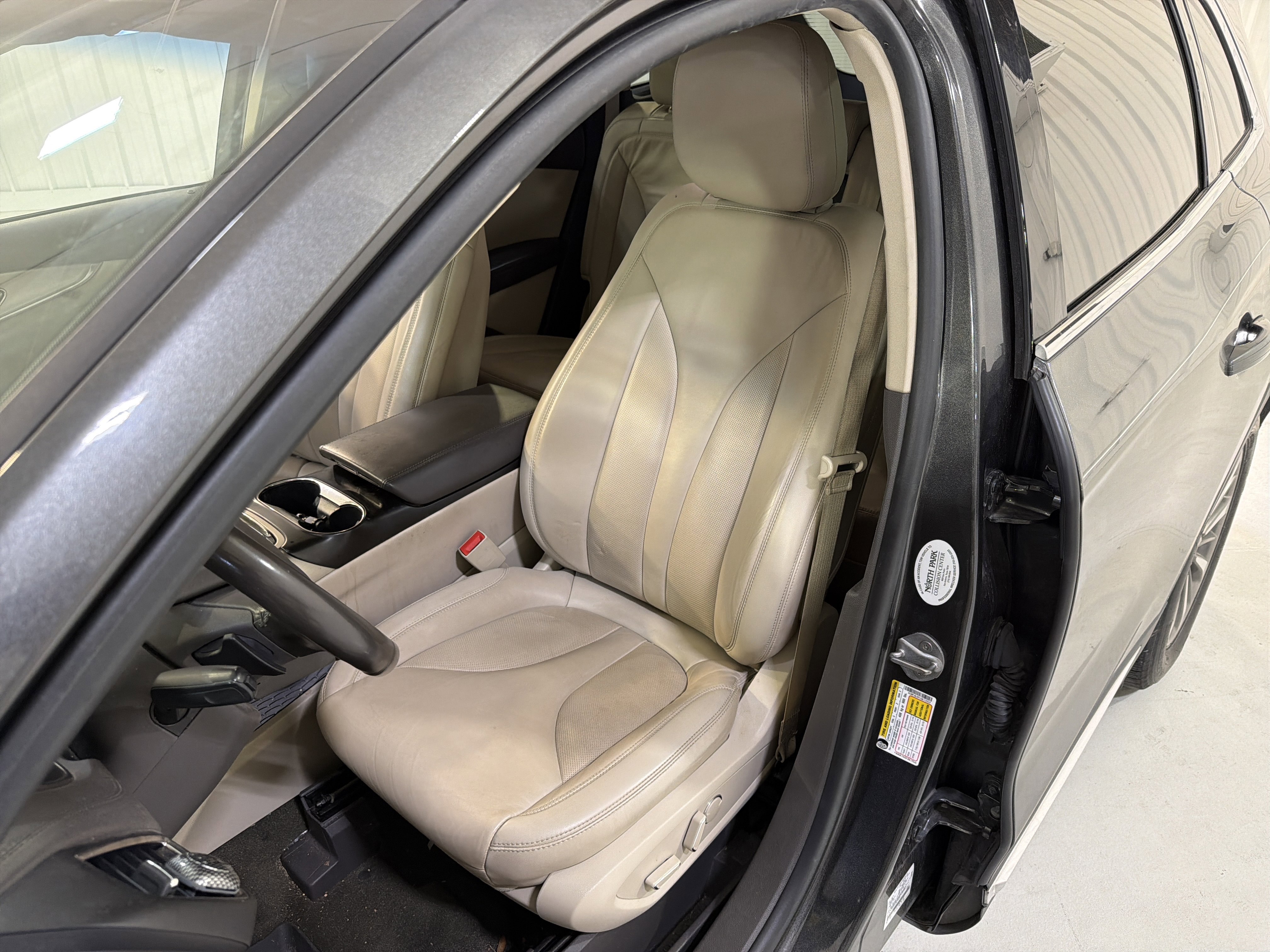 Used 2020 Lincoln Nautilus FWD w/ Equipment Group 101A image 10