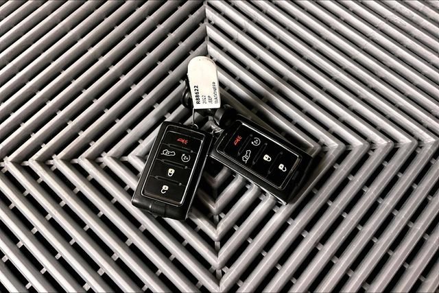 Used 2022 Jeep Wagoneer Series II AWD/4WD image 11
