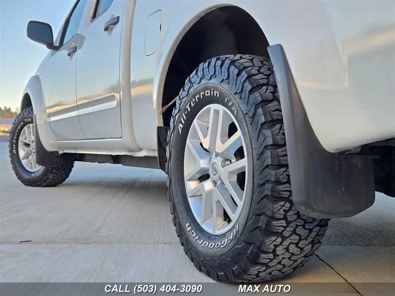 Used 2020 Nissan Frontier SV image 33