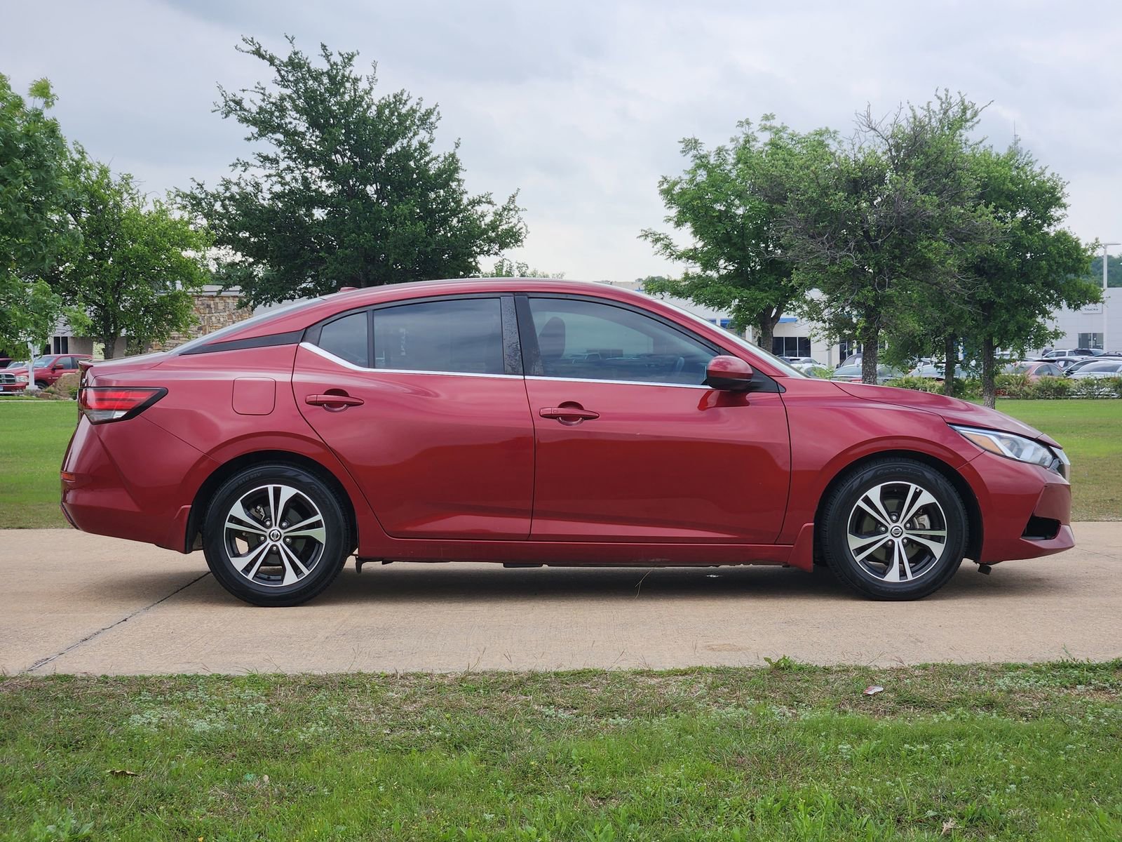Used 2022 Nissan Sentra SV FWD image 7