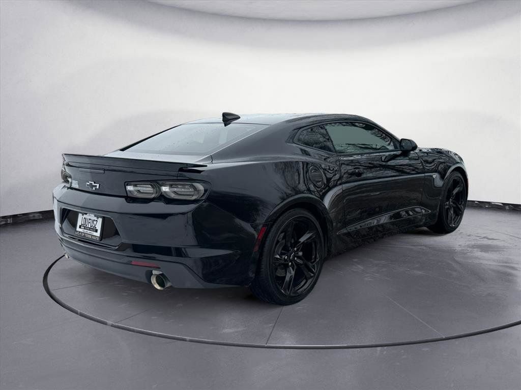 Used 2023 Chevrolet Camaro LT image 6