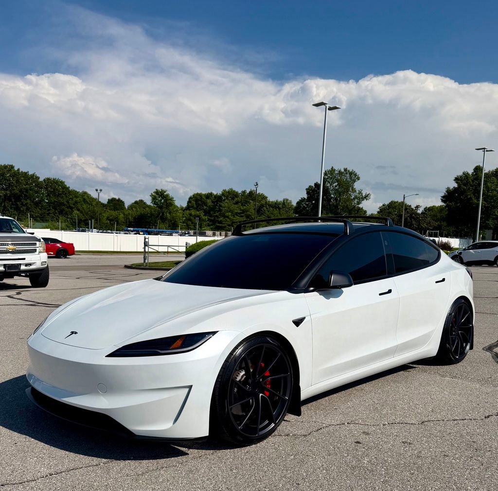 Used 2025 Tesla Model 3 Performance AWD/4WD image 3