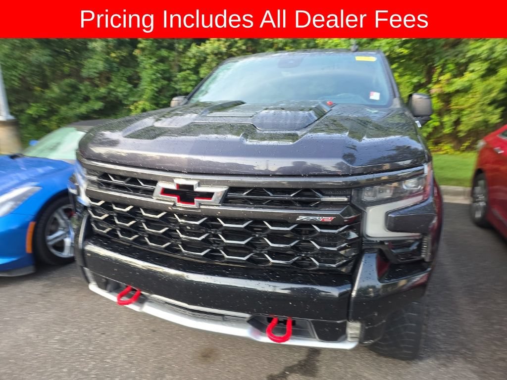 Used 2022 Chevrolet Silverado 1500 ZR2 w/ Technology Package AWD/4WD image 5