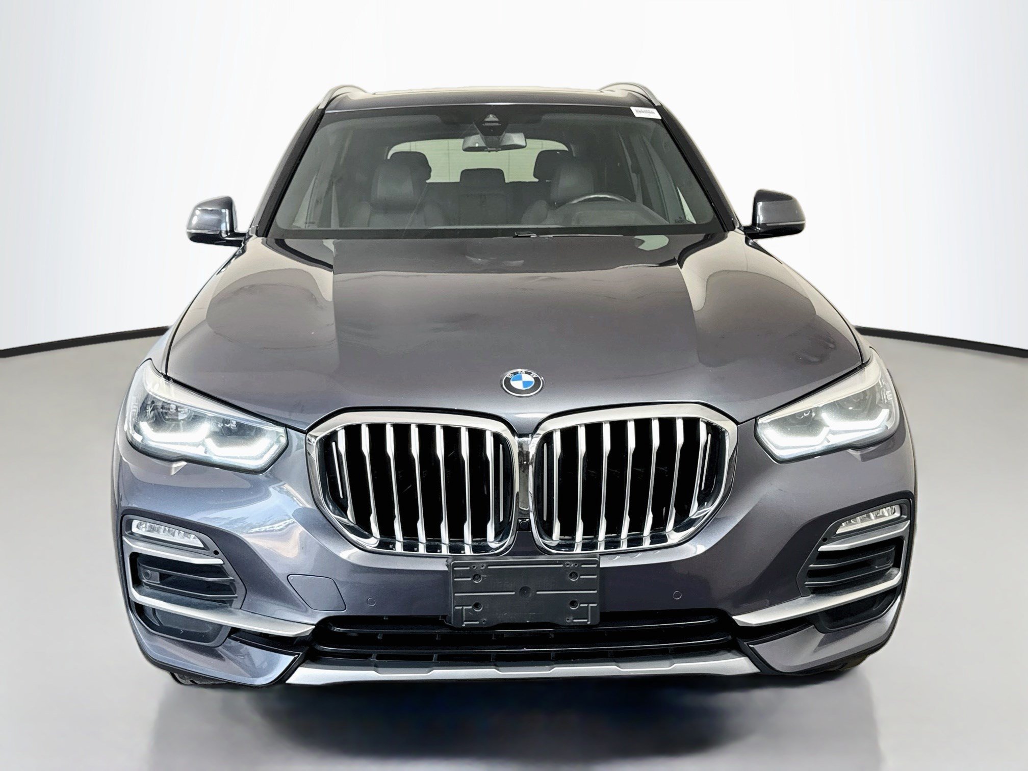 Used 2019 BMW X5 xDrive40i w/ Premium Package 2 AWD/4WD image 2