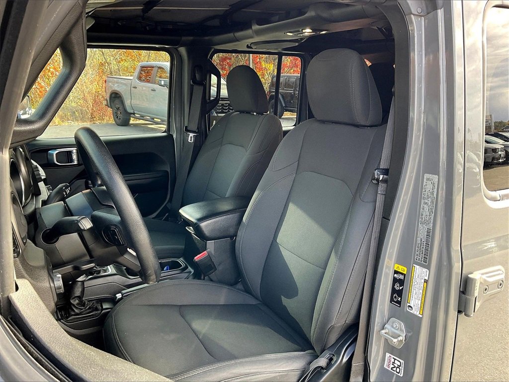 Used 2021 Jeep Wrangler Unlimited Sport image 9