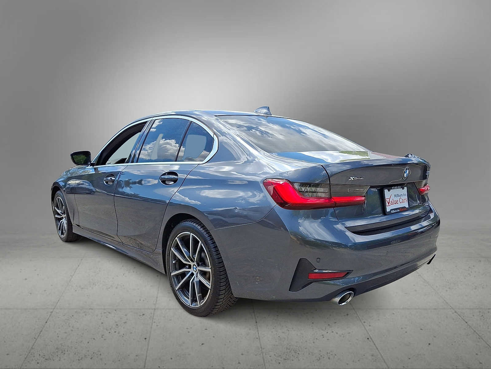 Used 2021 BMW 330i xDrive Sedan w/ Convenience Package AWD/4WD image 6