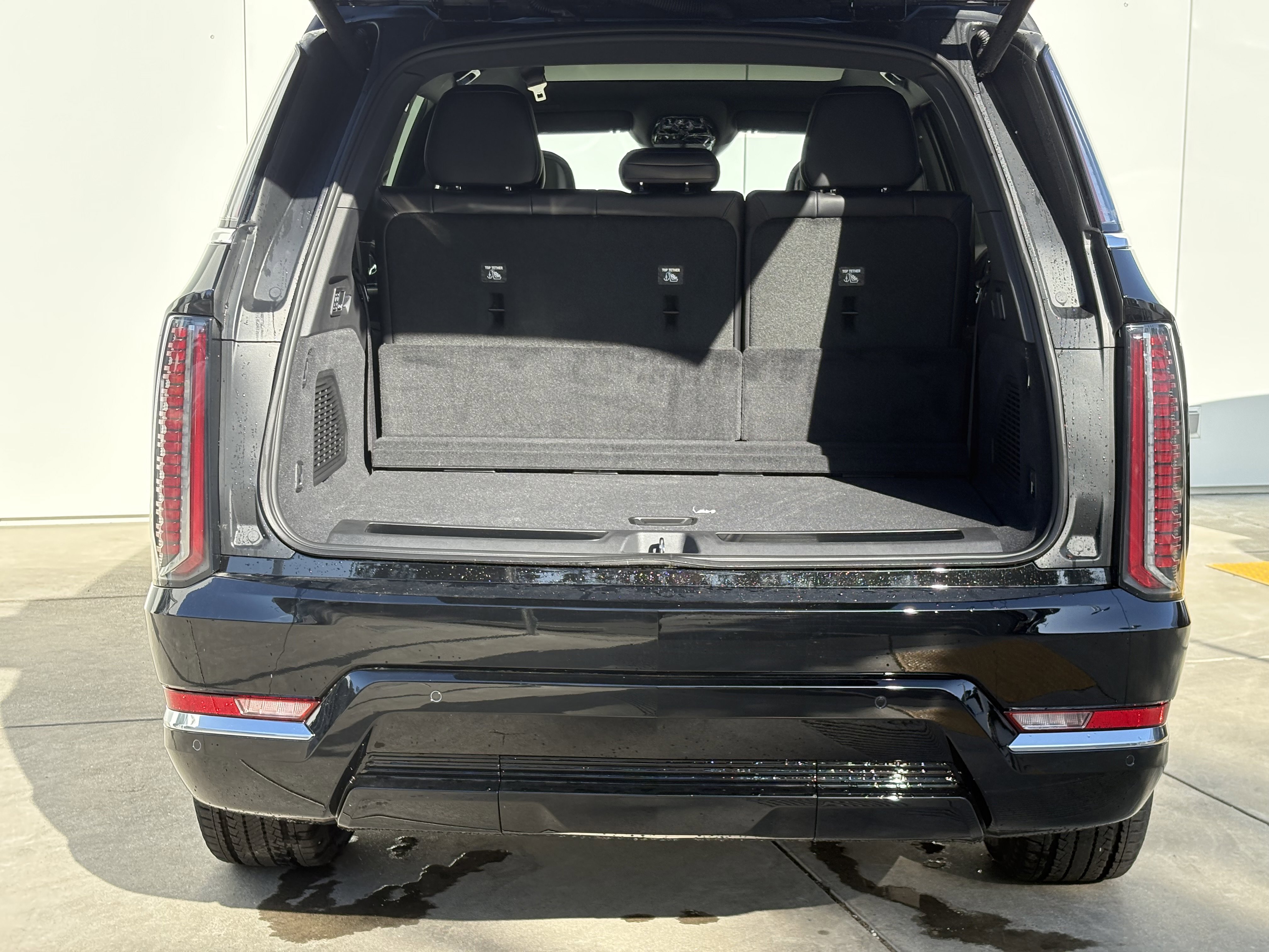 New 2026 Cadillac Escalade IQL Luxury image 9