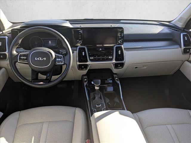 Used 2022 Kia Sorento SX image 16