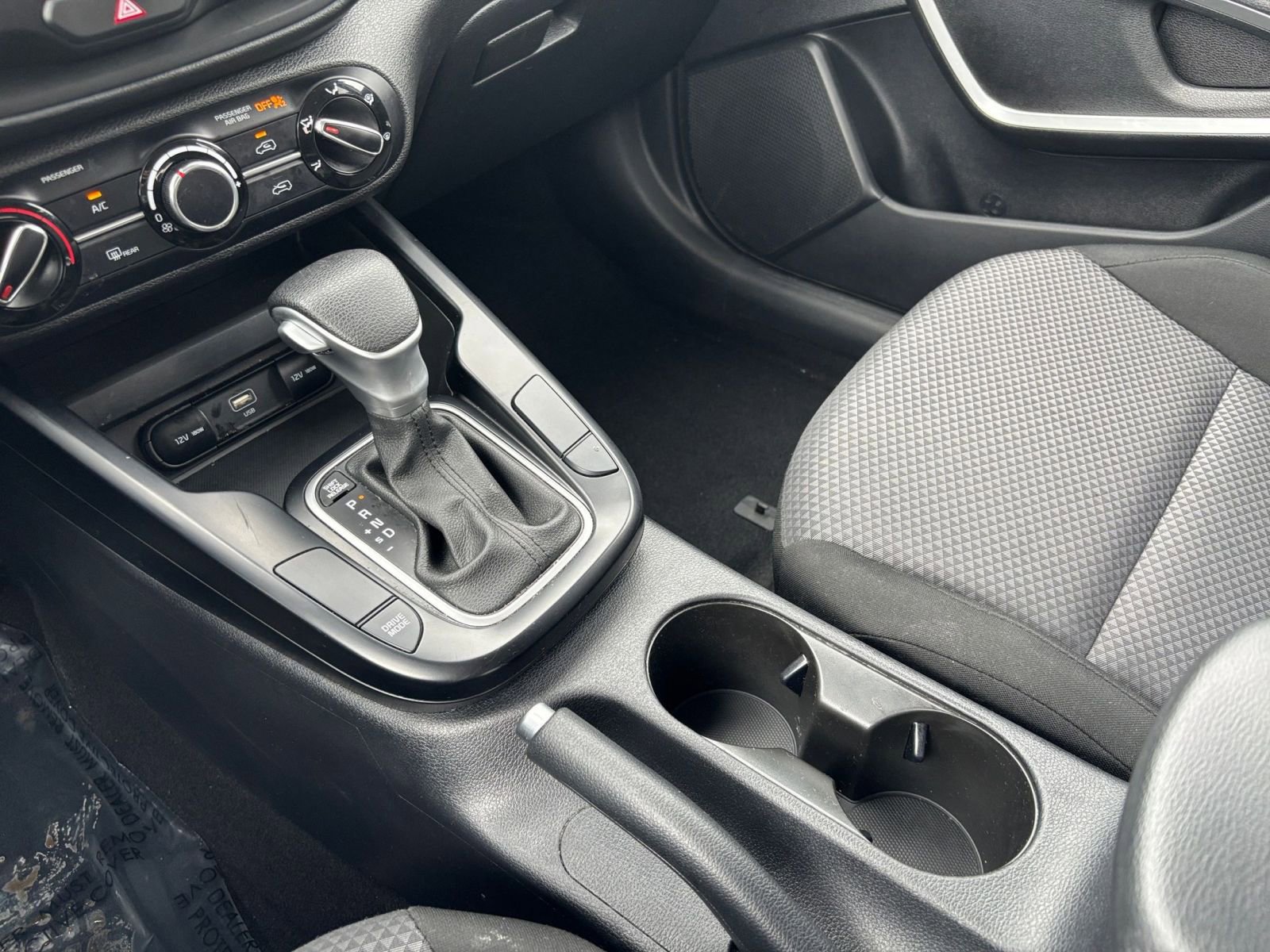 Used 2024 Kia Soul LX w/ LX Technology Package image 39