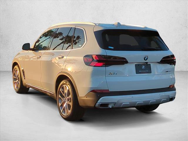 Used 2026 BMW X5 xDrive40i w/ Premium Package AWD/4WD image 9