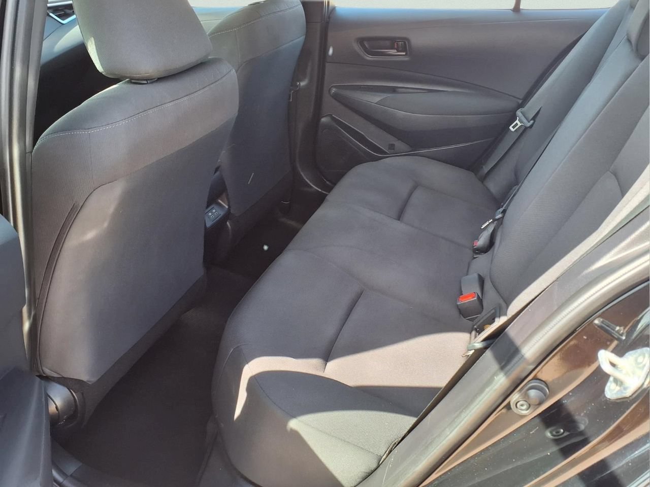 Used 2024 Toyota Corolla LE FWD image 10