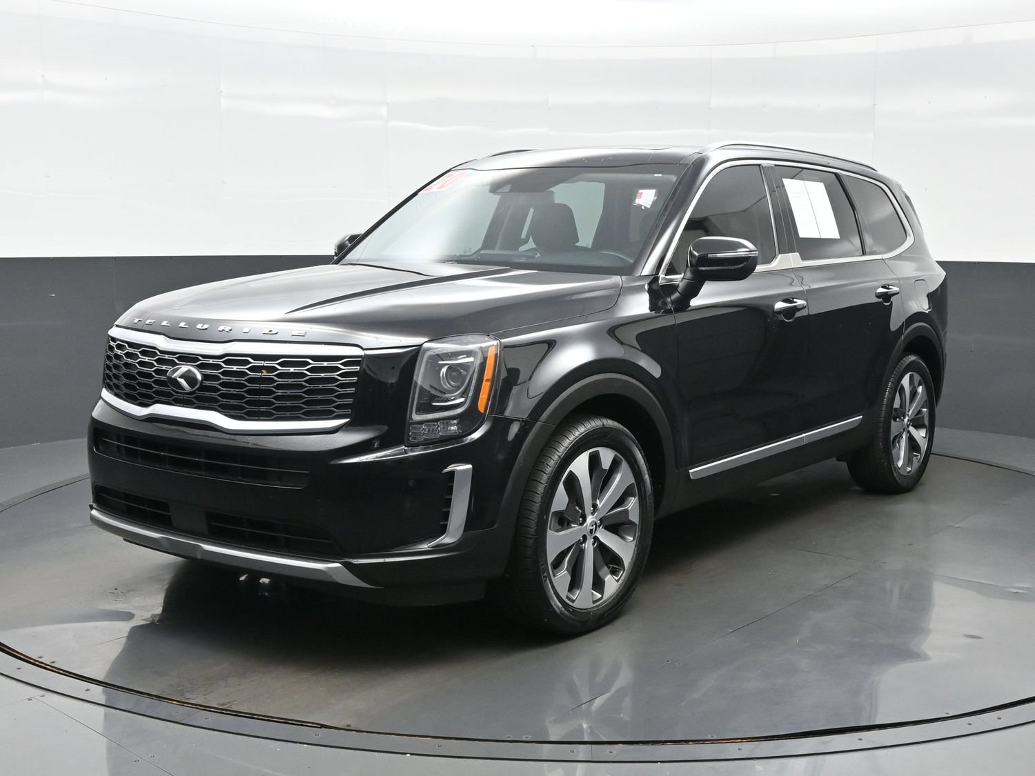 Used 2020 Kia Telluride S AWD/4WD image 2