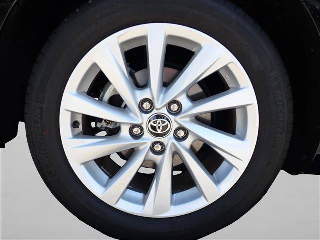 Certified 2022 Toyota Camry LE w/ Carpet Mat Package (TMS) AWD/4WD image 7