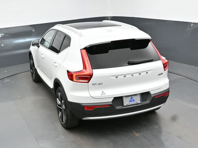 Used 2023 Volvo XC40 B5 Ultimate w/ Protection Package Premier AWD/4WD image 25