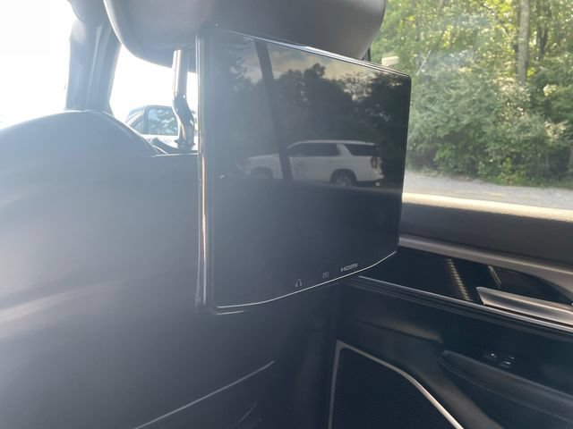 Certified 2023 Jeep Wagoneer Series II AWD/4WD image 26