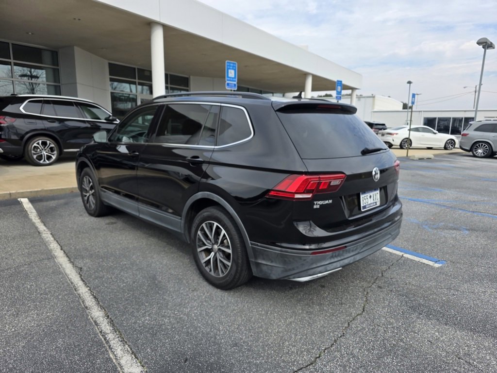 Used 2019 Volkswagen Tiguan SE w/ Panoramic Sunroof Package image 14