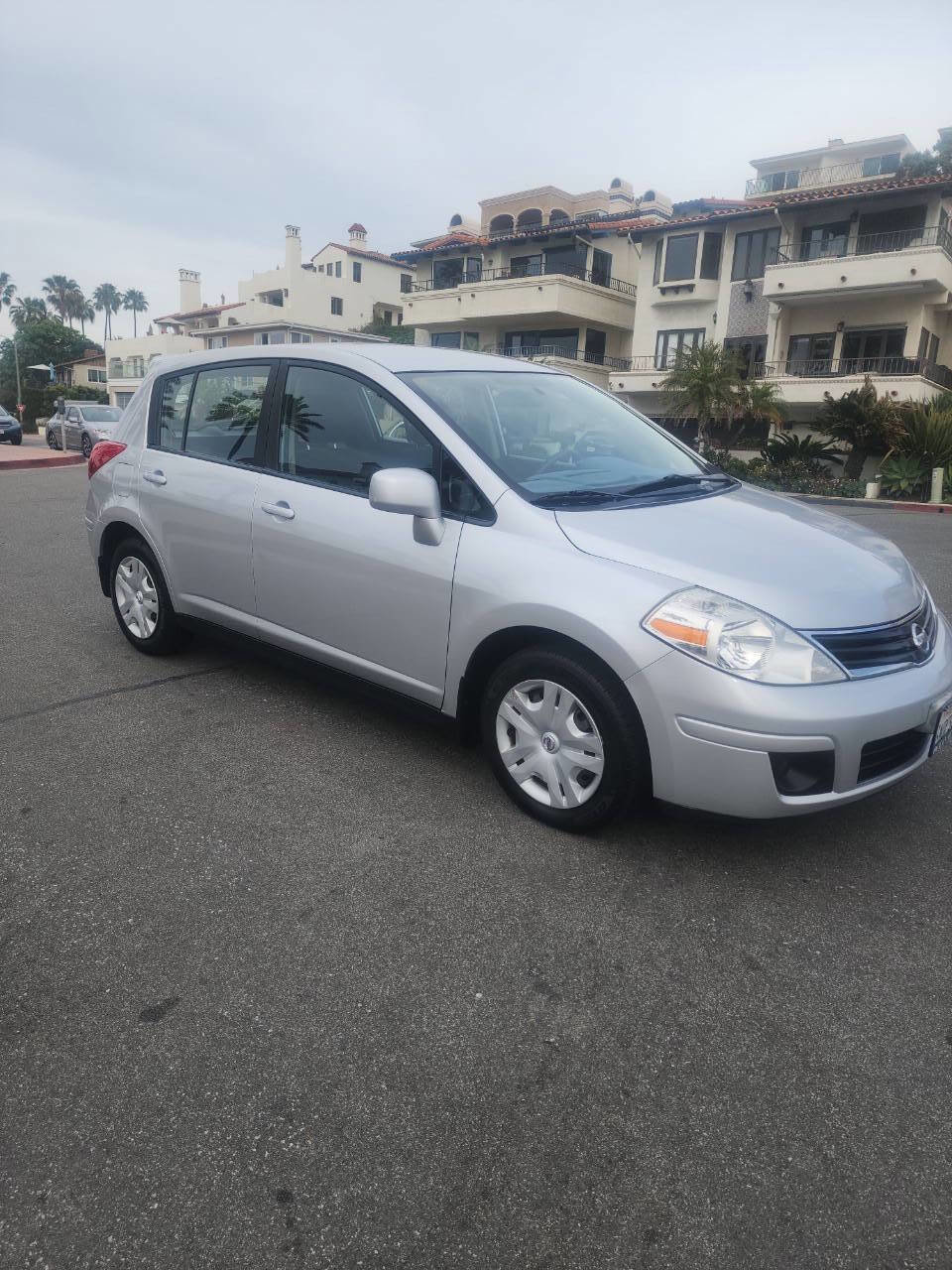Used 2010 Nissan Versa 1.8 S w/ PWR Plus Pkg image 4