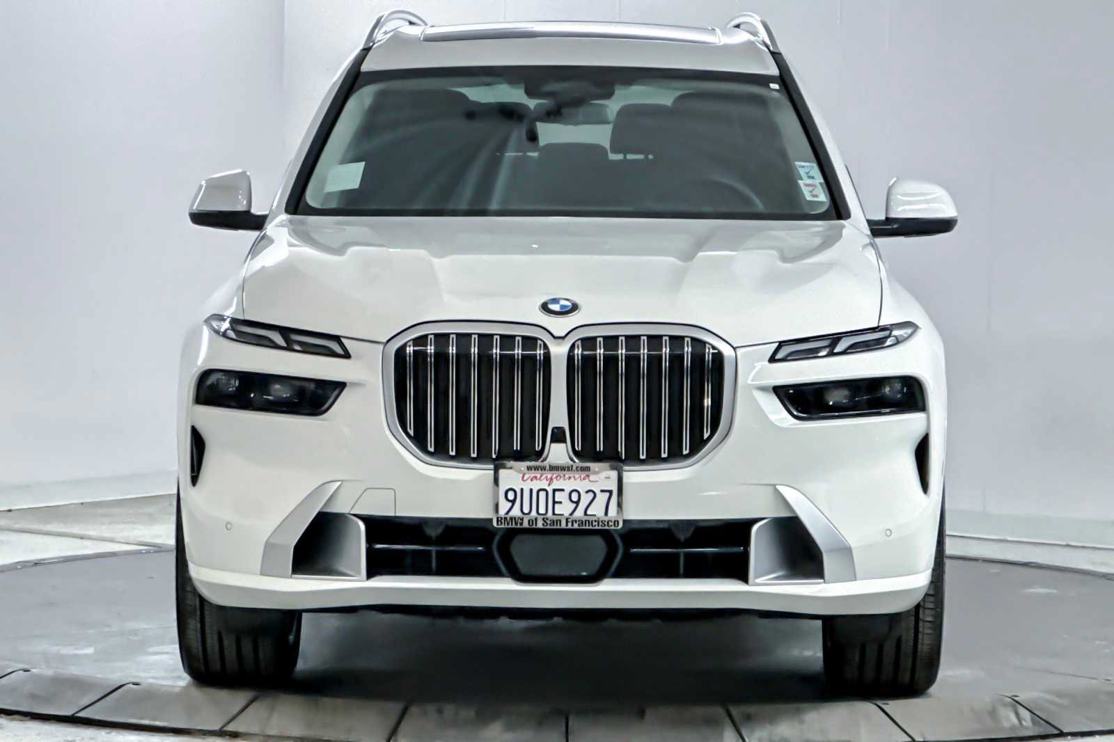 Used 2026 BMW X7 xDrive40i image 10