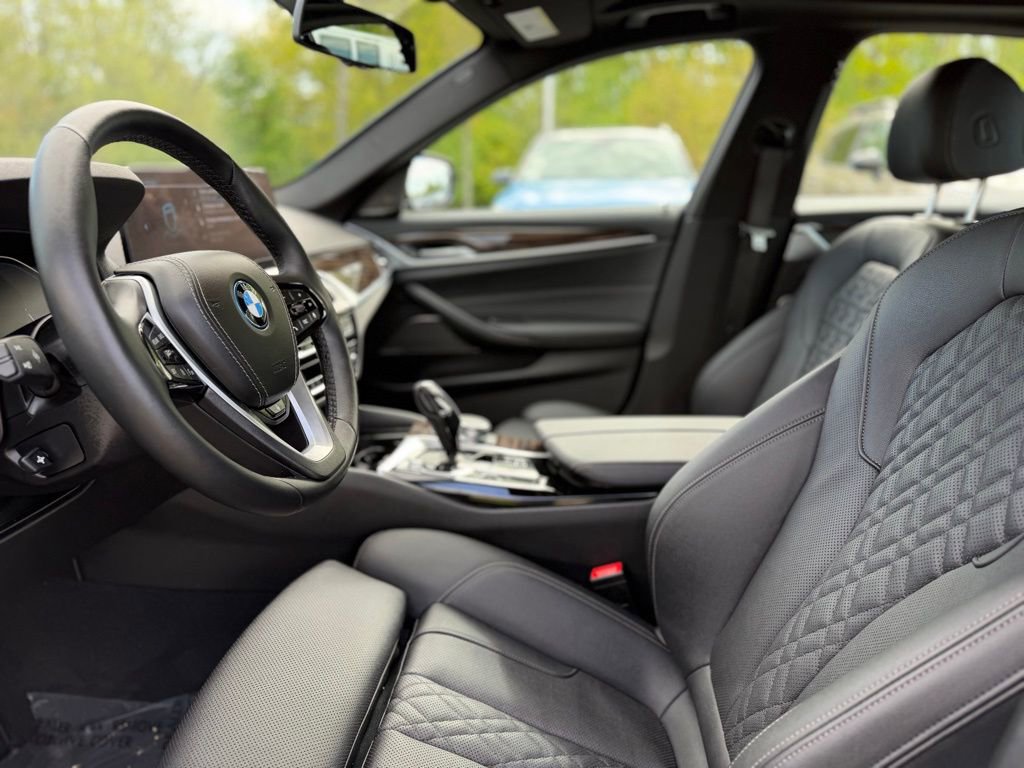 Certified 2023 BMW 530e xDrive w/ Premium Package AWD/4WD image 20