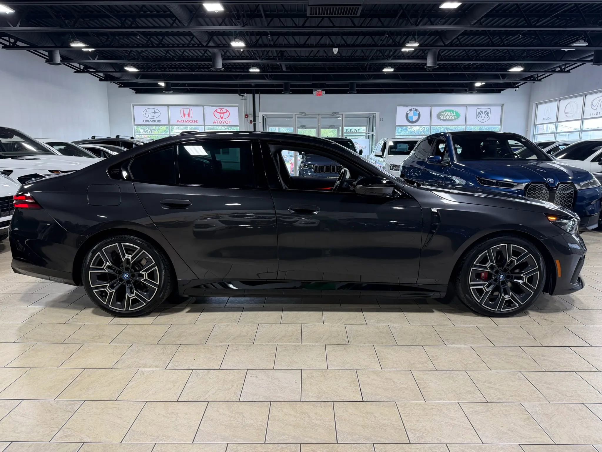 Used 2024 BMW i5 M60 w/ Premium Package AWD/4WD image 30