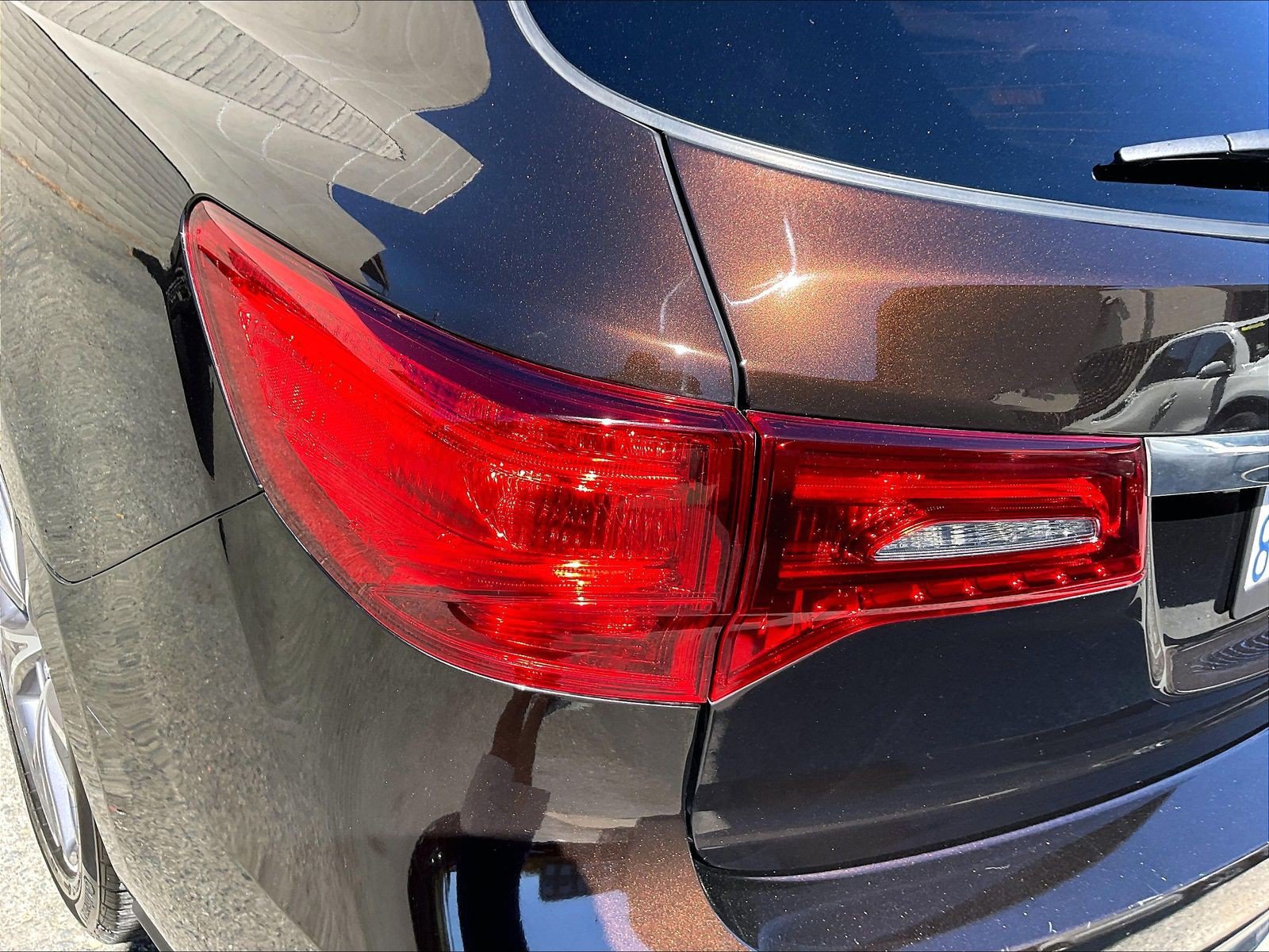 Used 2018 Acura MDX w/ Technology Package AWD/4WD image 28
