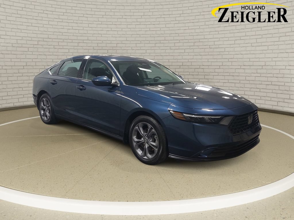 Used 2024 Honda Accord EX image 3
