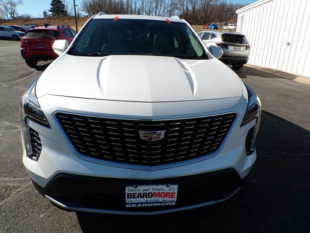 Used 2020 Cadillac XT4 Premium Luxury w/ Cold Weather Package image 5