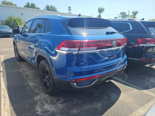 Used 2025 Volkswagen Atlas Cross Sport SE FWD image 5