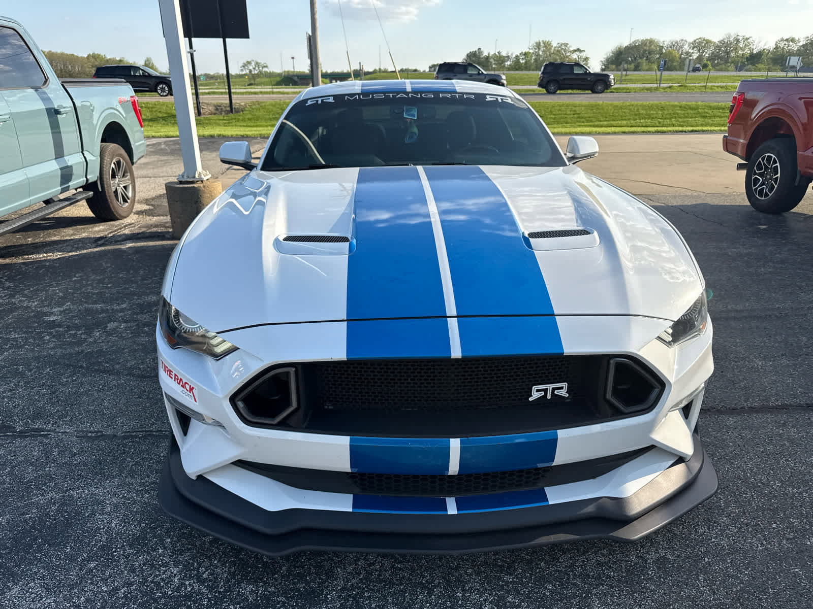 Used 2020 Ford Mustang GT RWD image 2
