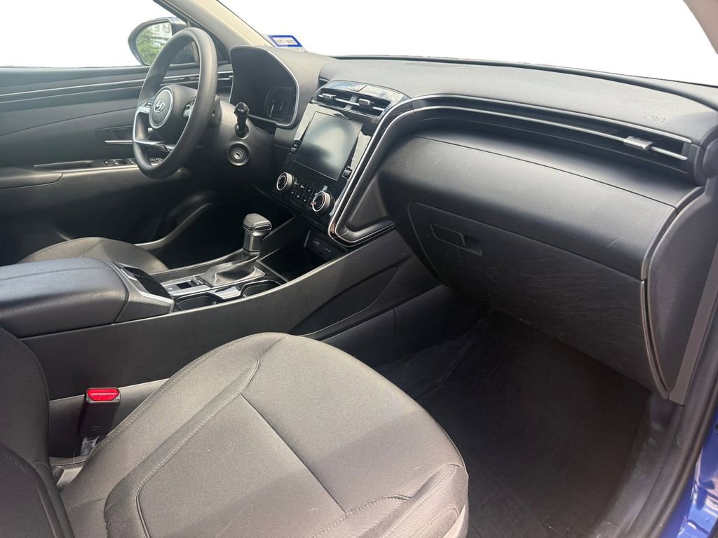 Certified 2023 Hyundai Tucson SE FWD image 15