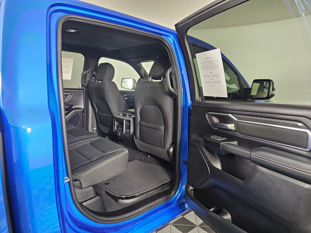 New 2026 RAM 1500 Big Horn AWD/4WD image 34