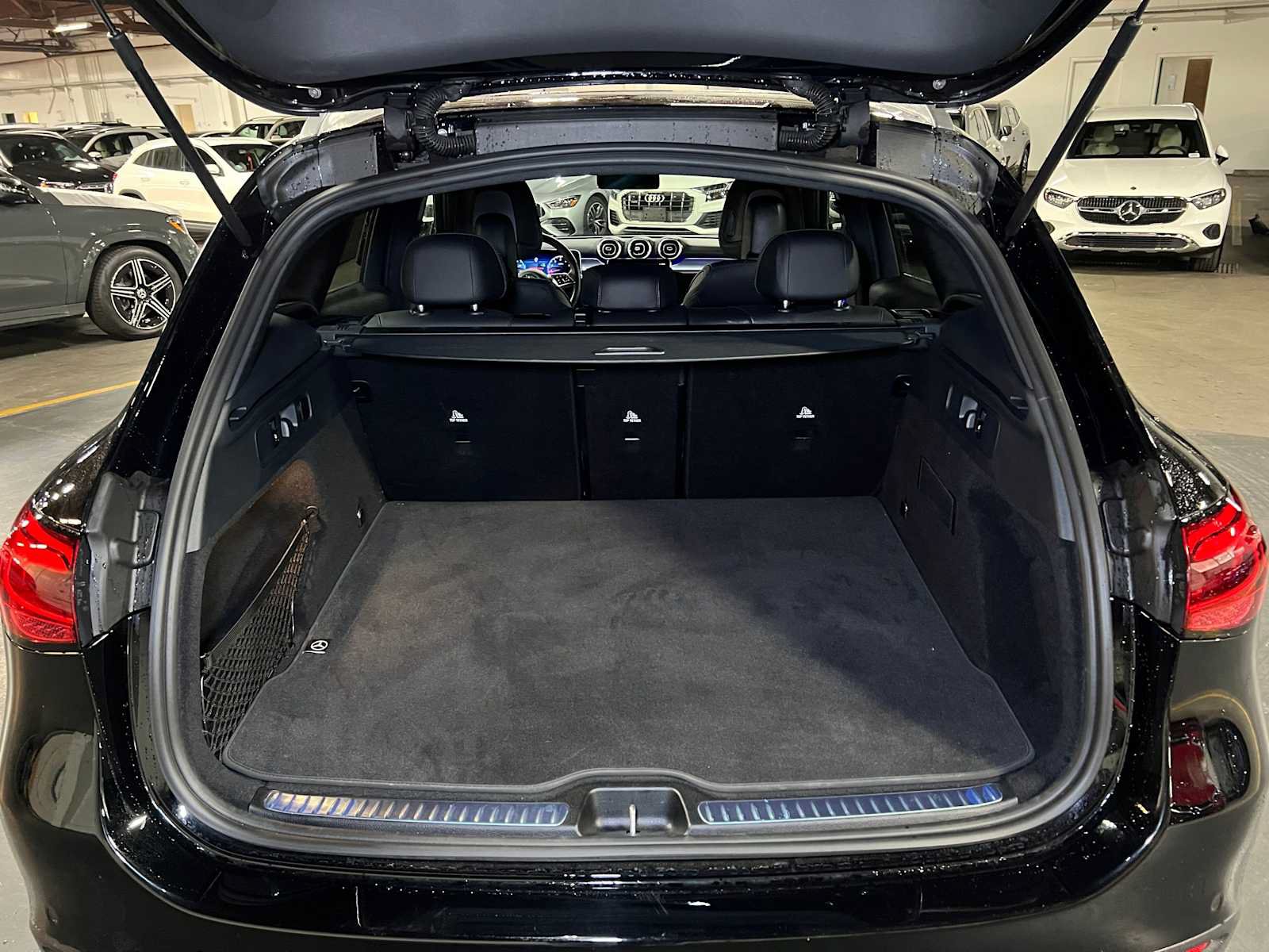 Used 2025 Mercedes-Benz GLC 300 image 51