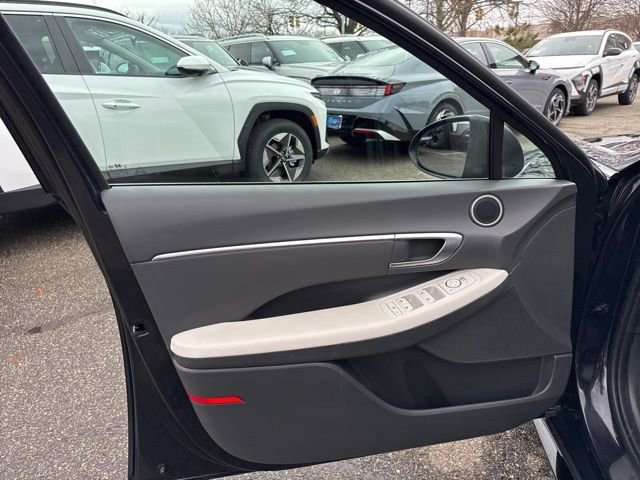 Used 2023 Hyundai Sonata SEL w/ Convenience Package image 35