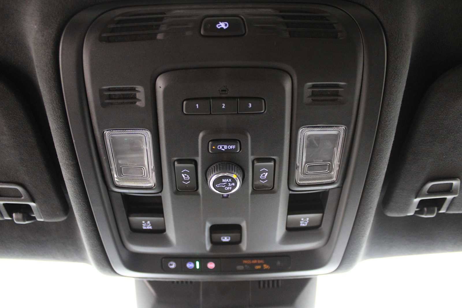 Used 2023 Cadillac Escalade V w/ LPO, ONYX Package image 34