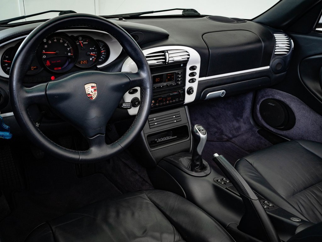 Used 2005 Porsche 911 Carrera image 4