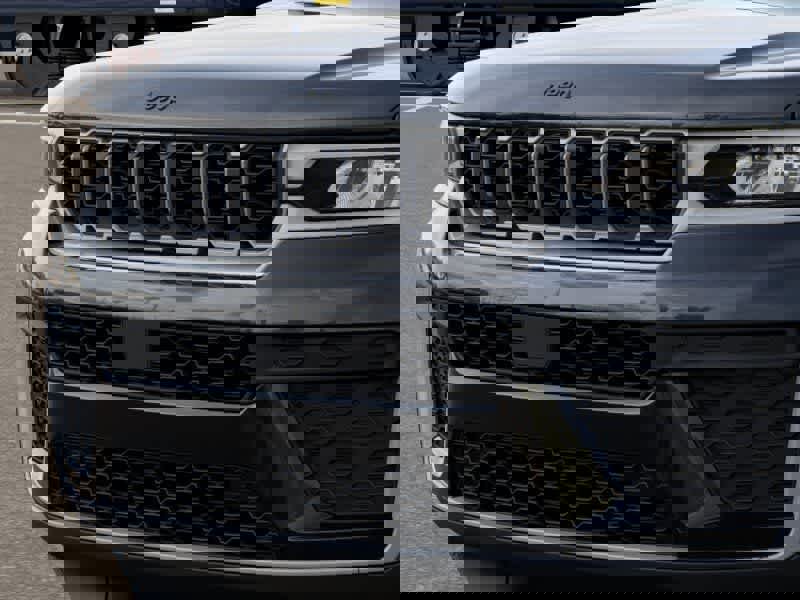 New 2026 Jeep Grand Cherokee L 4WD image 11
