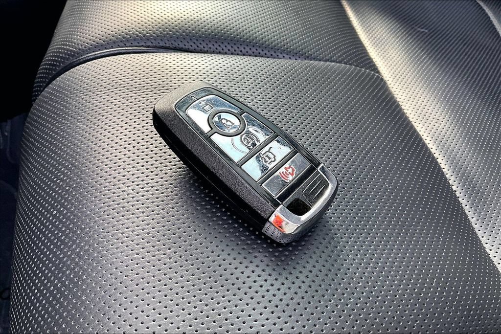 Used 2025 Lincoln Navigator Reserve AWD/4WD image 37