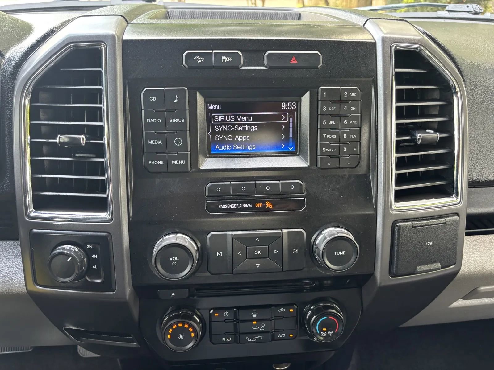 Used 2016 Ford F150 XLT AWD/4WD image 26