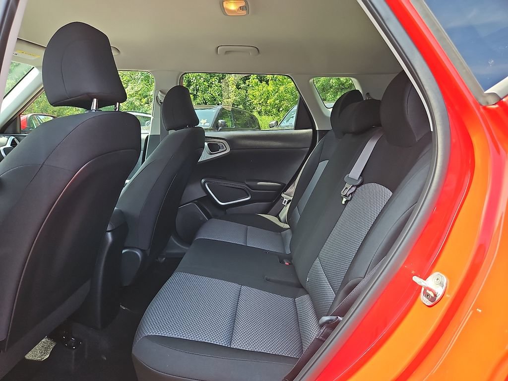 Certified 2022 Kia Soul LX FWD image 12