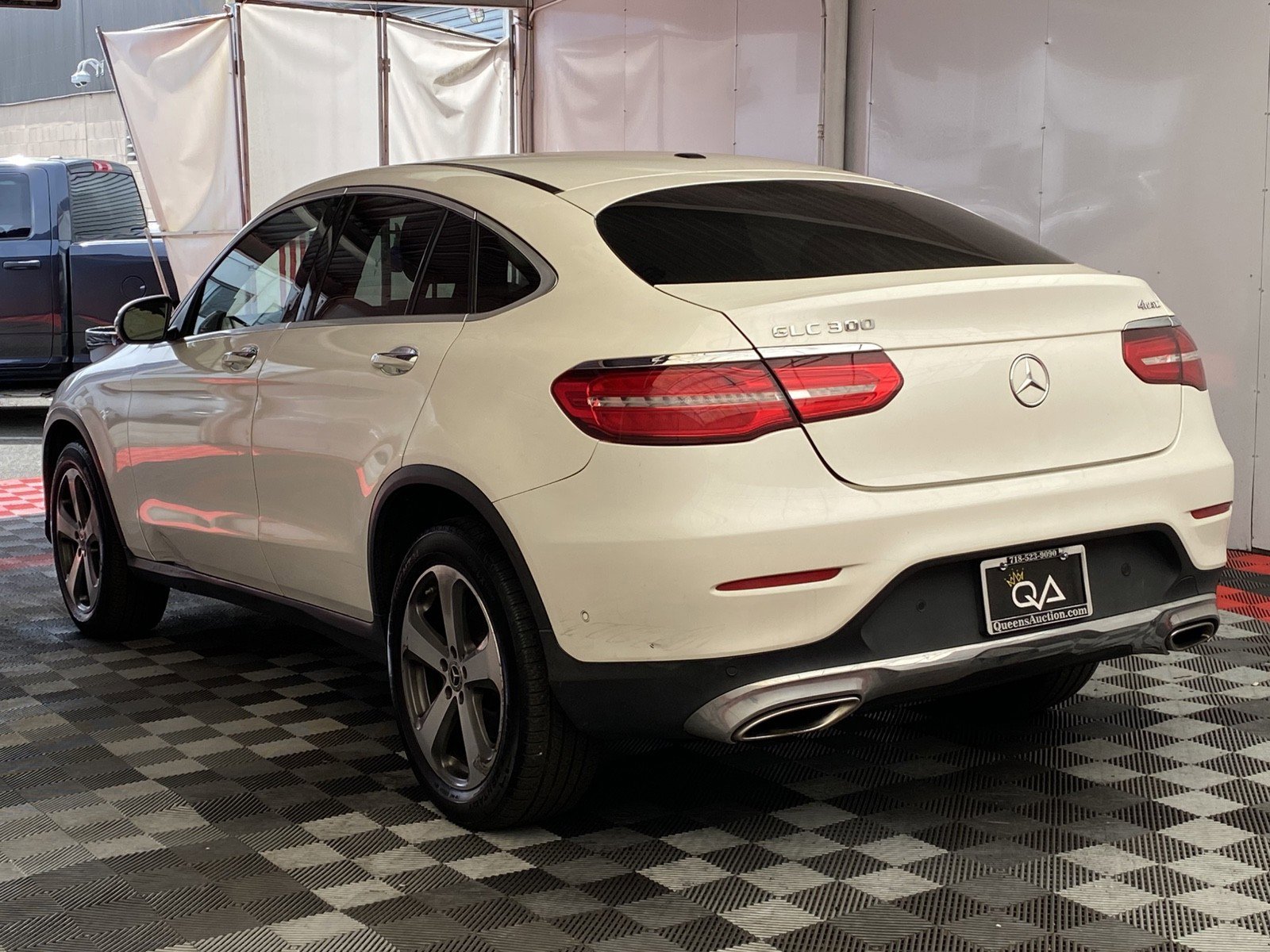 Used 2018 Mercedes-Benz GLC 300 4MATIC Coupe image 31
