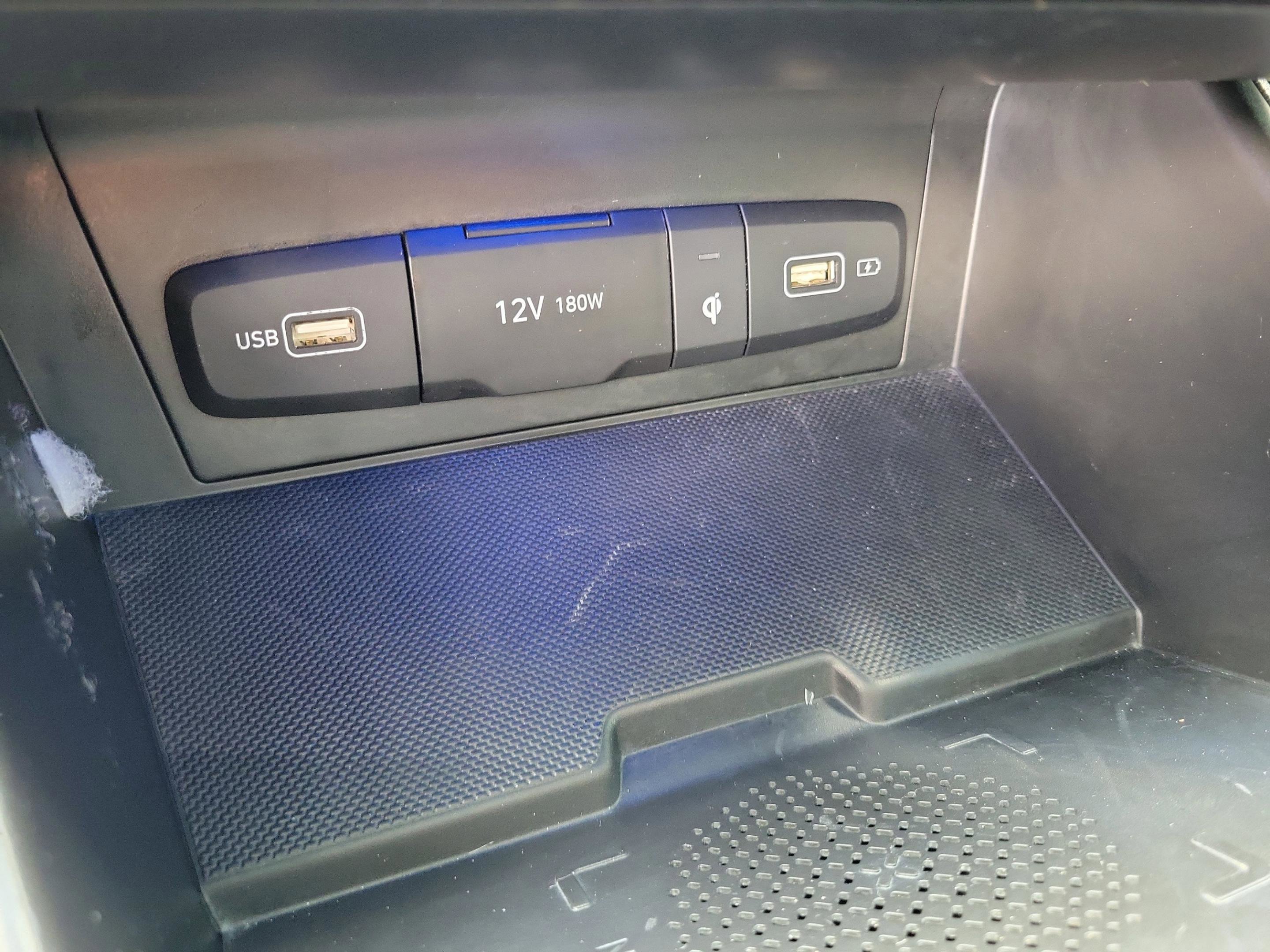 Certified 2022 Hyundai Tucson Limited w/ Cargo Package image 33