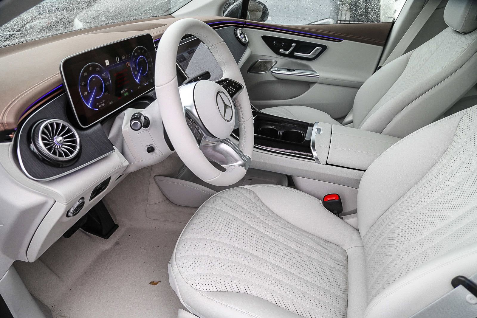 Used 2024 Mercedes-Benz EQE 350+ 4MATIC Sedan image 24