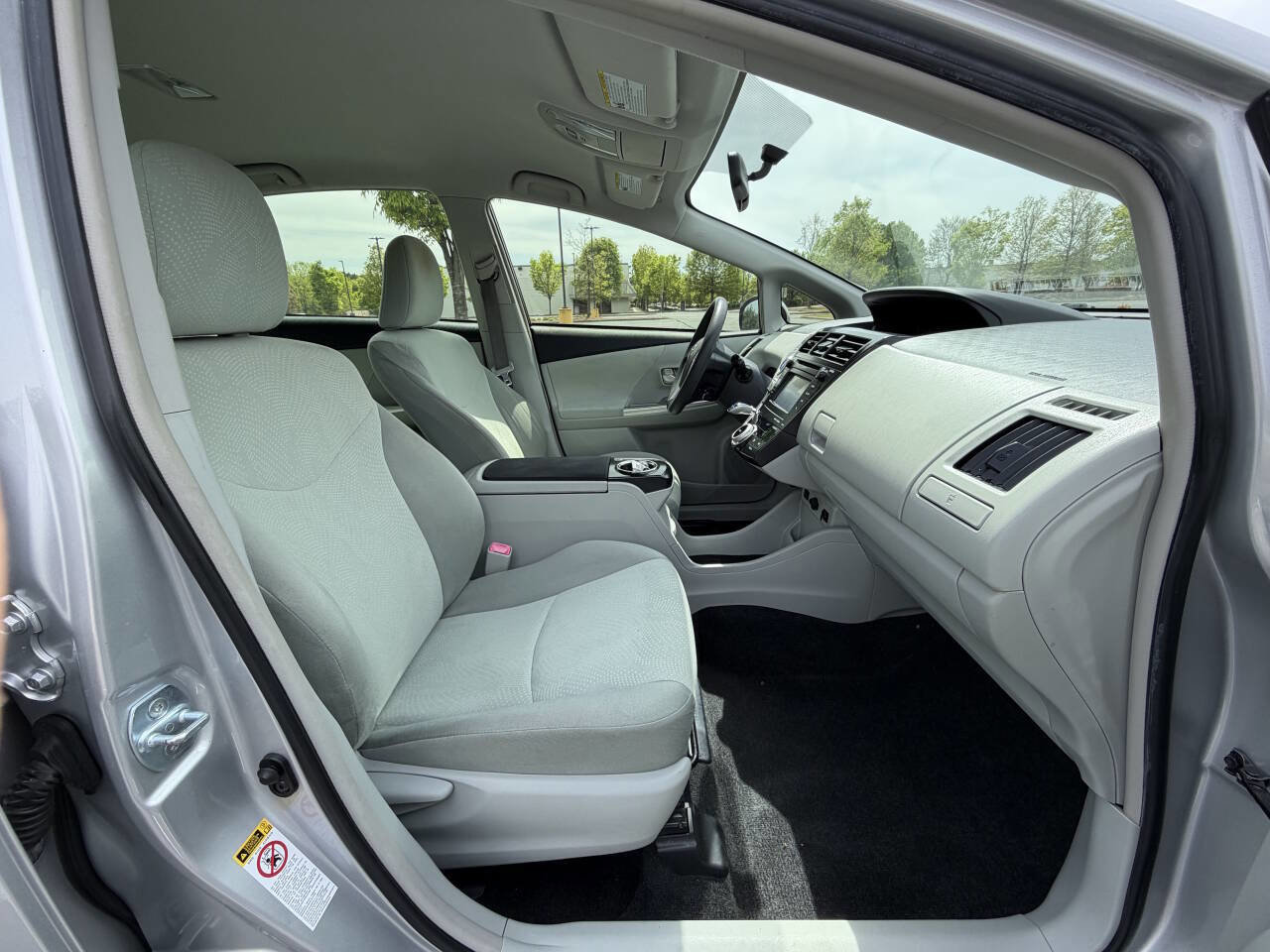 Used 2013 Toyota Prius V Three FWD image 16