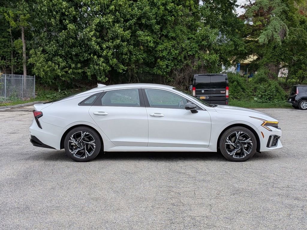 Used 2025 Kia K5 GT-Line AWD/4WD image 2